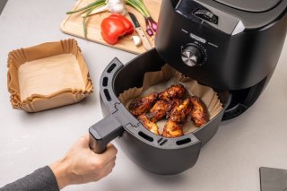 Pravokotni peki papir za cvrtnik na vroč zrak, 20x20x4,5 cm, 50 kosov