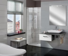 FM LED ogledalo 900 x 800 x 14 mm