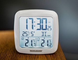 Termometer digitalni 9x9x3cm
