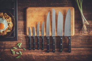 Nož Santoku 18 cm Mega