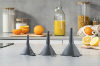 Plastični lijaki, tridelni set: 8,9,11 cm